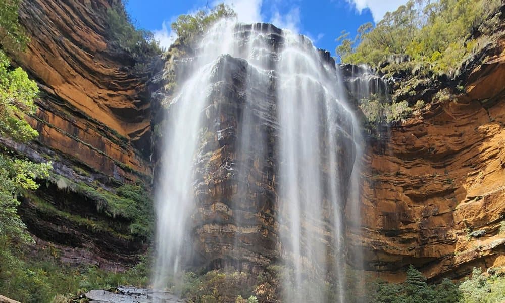 Blue Mountains Full Day Tour with Waterfall Walk and Lunch