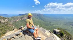 Blue Mountains Full Day Tour with Waterfall Walk and Lunch
