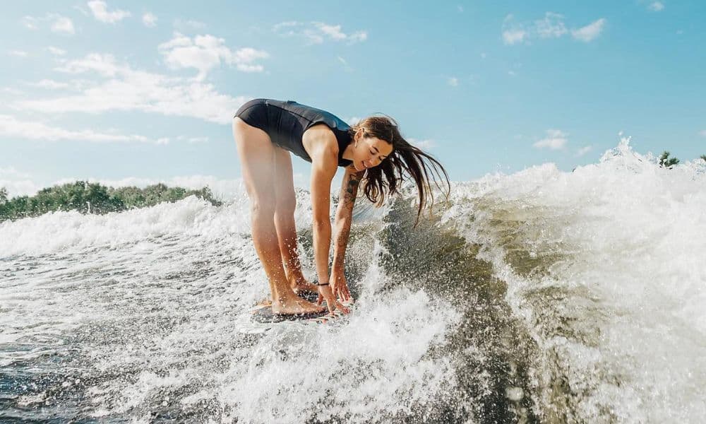 Sydney Wakesurfing Lessons in Middle Harbour