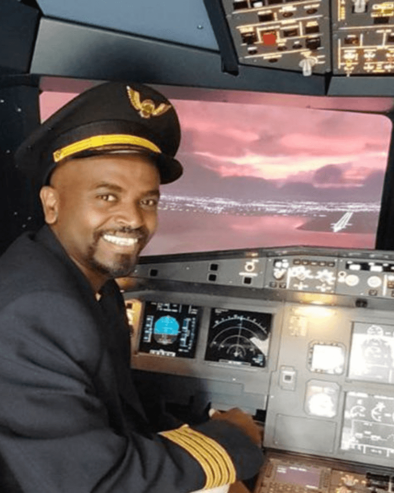 Sydney Full Course Flight Simulation - 2 Hours - For up to 5