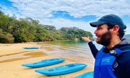 Manly Guided Kayak Tour with Snacks and Drinks