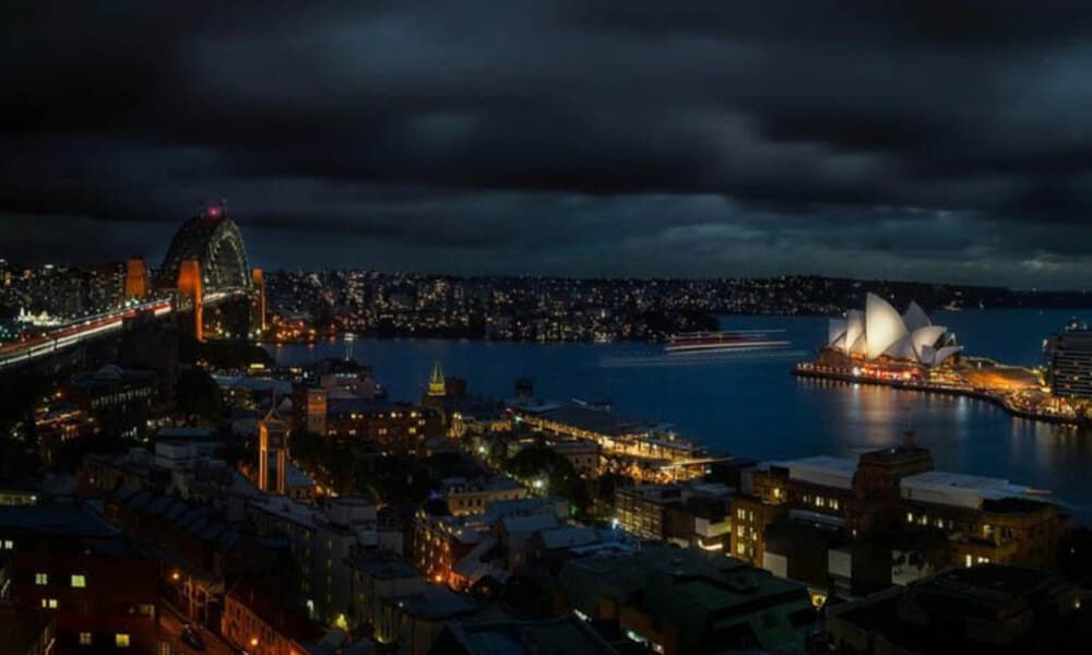 Ghosts, Grog & The Rocks - Haunted Pubs & Cellar Tour