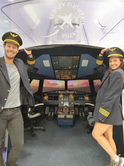 Sydney Family Flight Simulation - 1 Hour - For up to 5