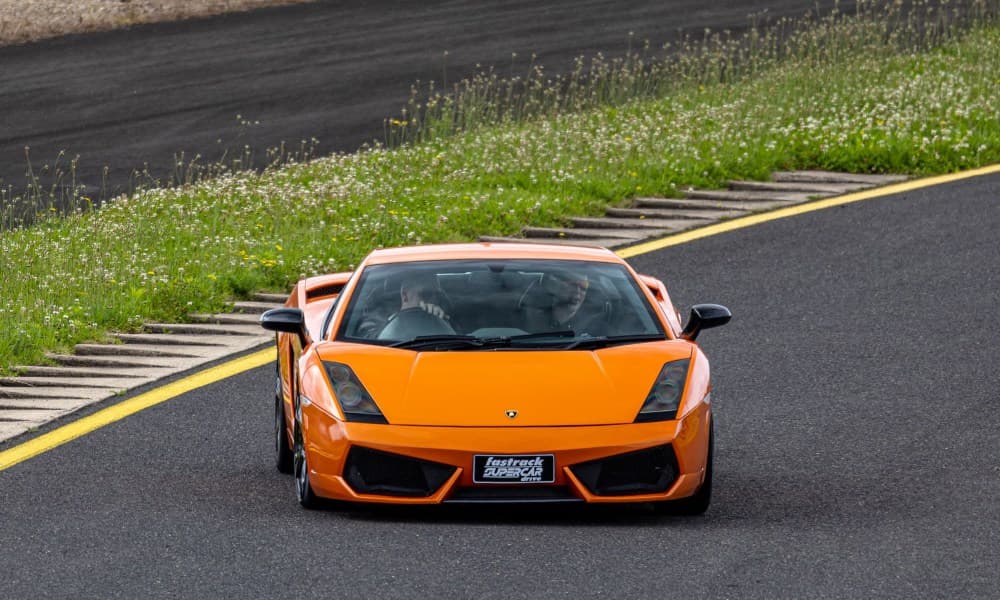 Sydney Toro Lamborghini Supercar Drive - 6 Laps